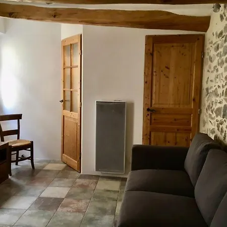 La Maison De Lily, Cosy Dans Le Vieux-hyeres, Parking Gratuit * Hyères