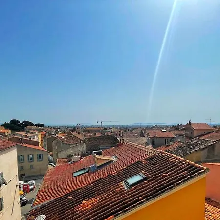 La Maison De Lily, Cosy Dans Le Vieux-hyeres, Parking Gratuit * Hyères