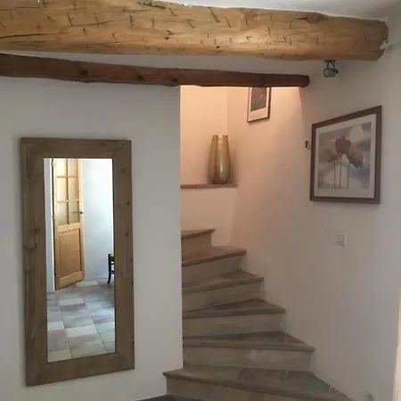 La Maison De Lily, Cosy Dans Le Vieux-hyeres, Parking Gratuit Ferienhaus Hyères