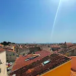 La Maison De Lily, Cosy Dans Le Vieux-hyères, Parking Gratuit * Hyères